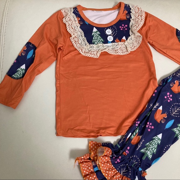 Christmas Cute Tree Ruffle pants set - Picture 3 of 7